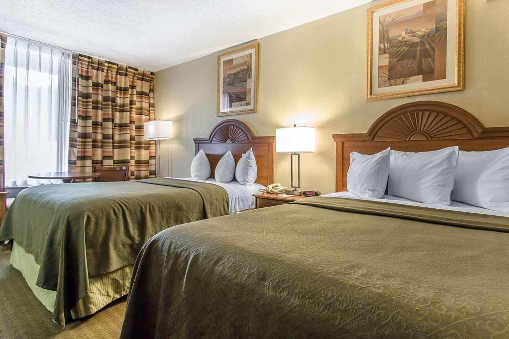 Rodeway Inn ลอว์ตัน ห้อง รูปภาพ